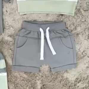 Little Bipsy dark gray harem short